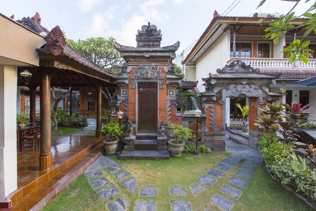 Hotel Surya Tropical Kuta Kuta Lombok Exterior foto