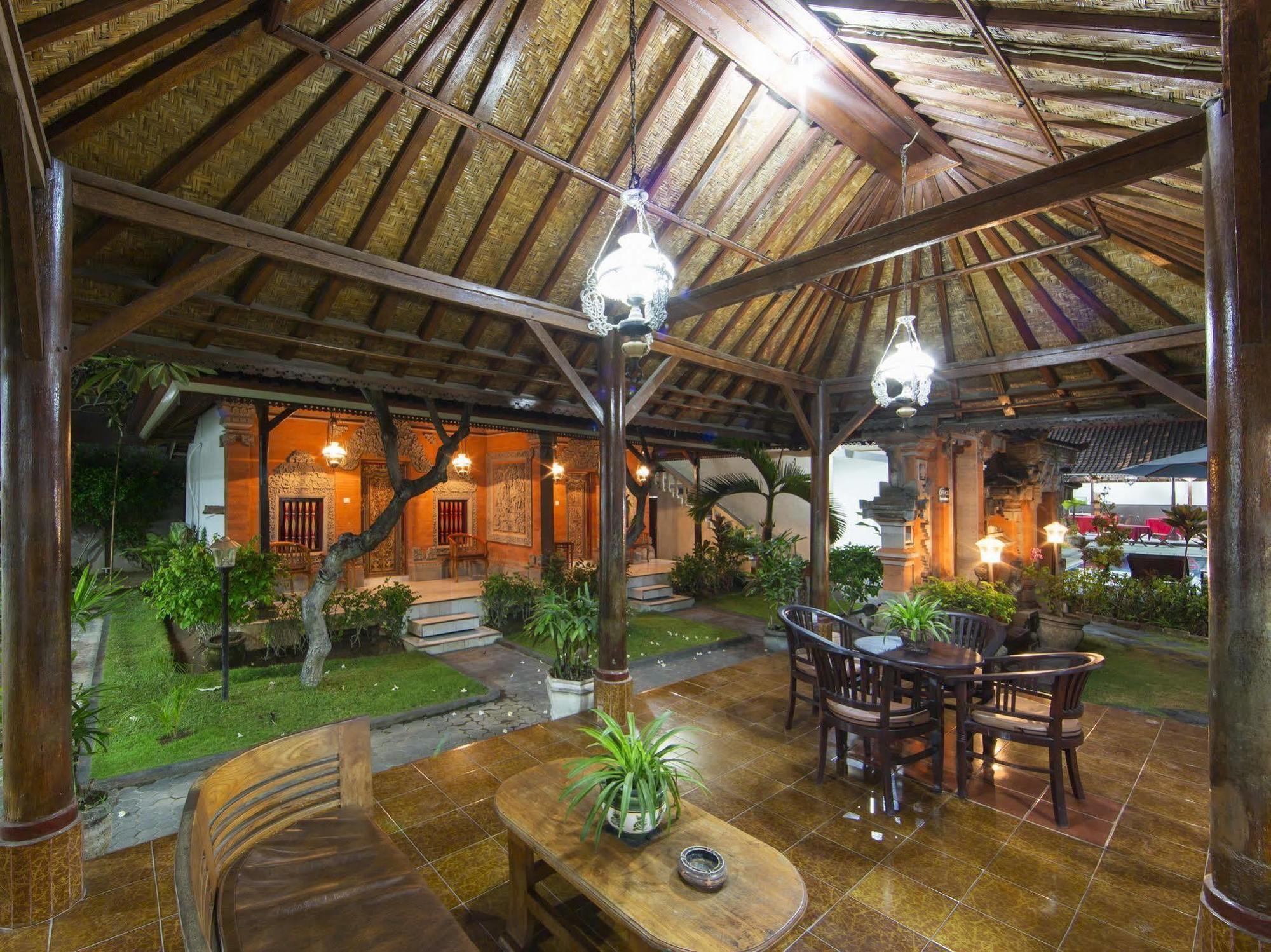 Hotel Surya Tropical Kuta Kuta Lombok Exterior foto